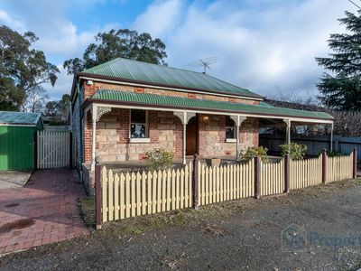 4 Talunga Street, Birdwood