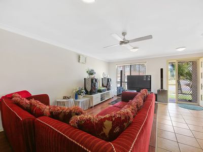 25 Lakeview Dr, Logan Reserve
