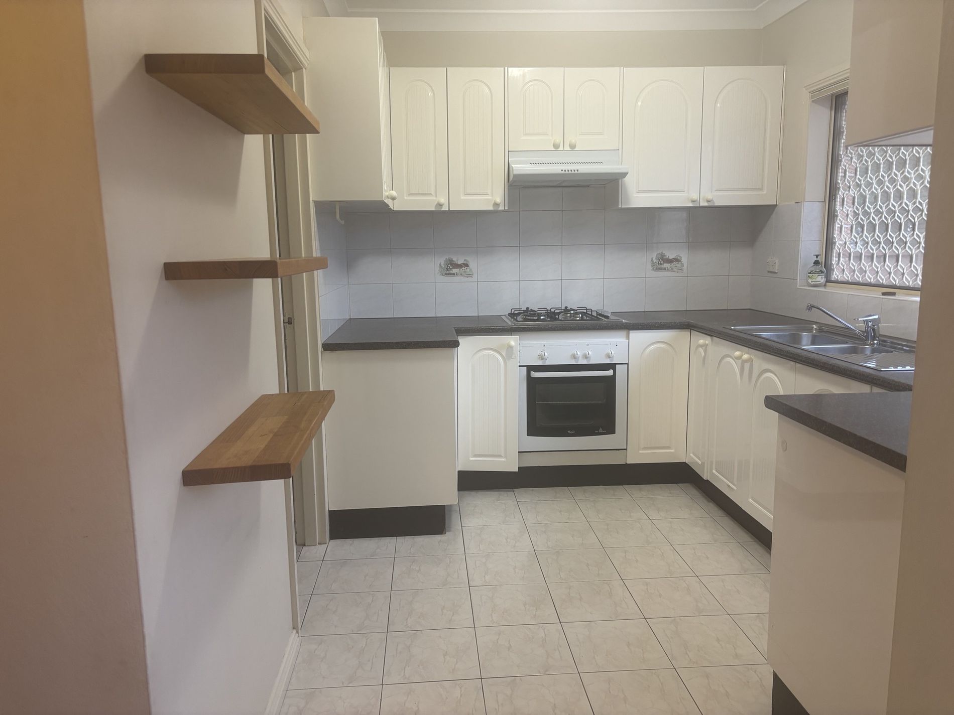 1 / 189 Burwood Road, Croydon Park