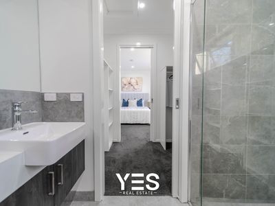 1B Rolstone Court, Narre Warren