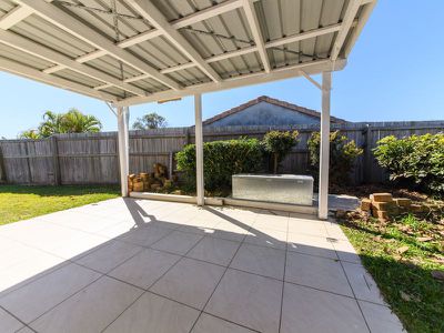 2 / 6 Fonda Pl, Oxenford