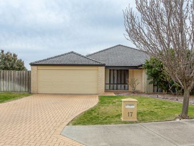 17 Burwood Road, Australind
