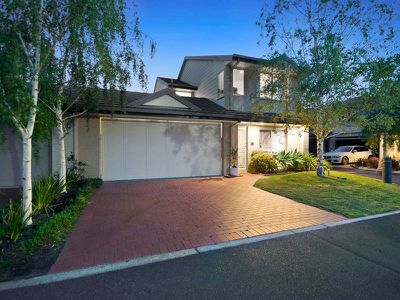 18 The Boulevard, Patterson Lakes