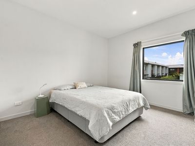 12/1 Genevieve Lane, Hobsonville