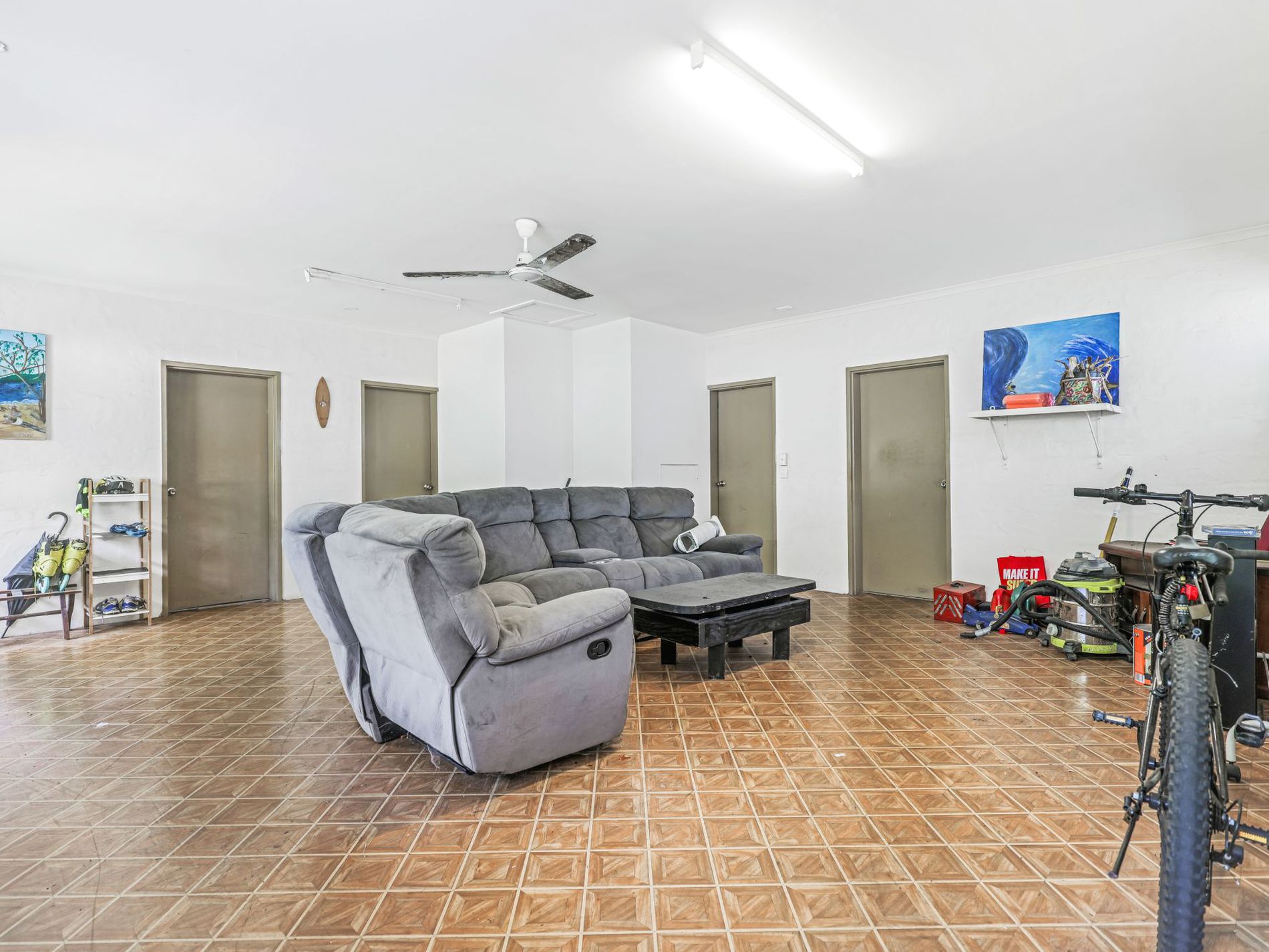 16-18 Edward Street, Cairns North