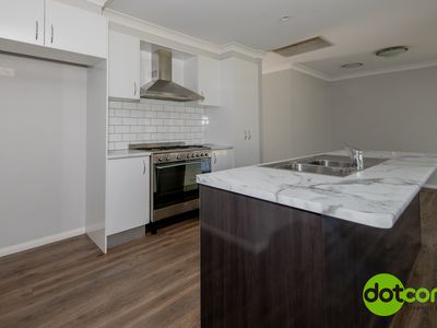 27 Hindmarsh Esplanade, Dubbo