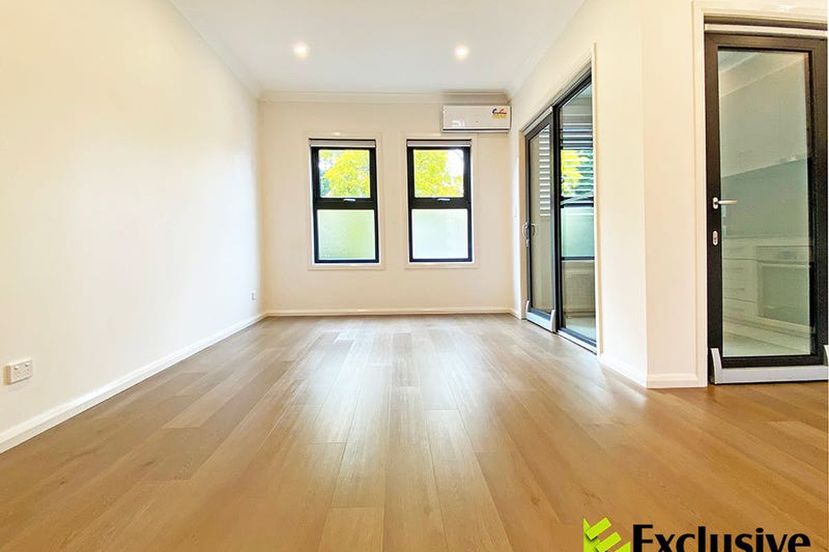 1 / 128 Percival Road, Stanmore