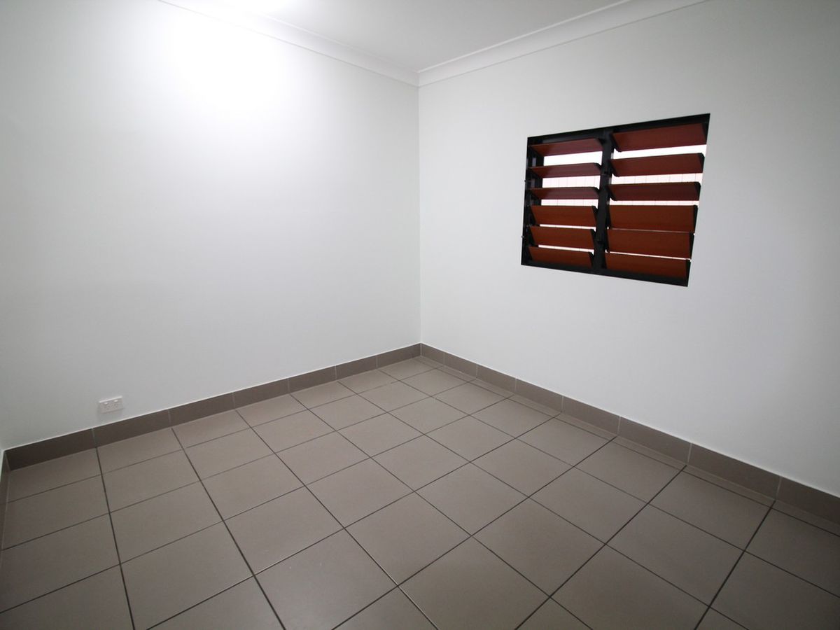 2 / 4 Grau Street, Atherton