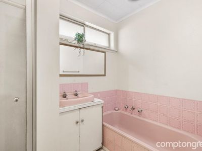 9 Hibiscus Crescent, Newcomb