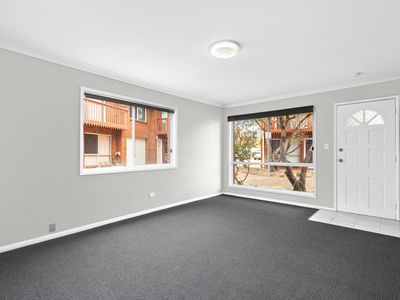 8 / 5 Commerce Drive, Lake Illawarra