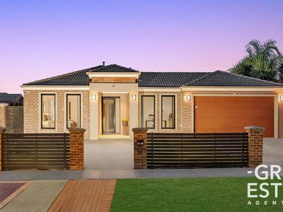 24 Von Nida Drive, Cranbourne North