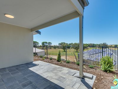 5 / 6 Merion Court, Yanchep
