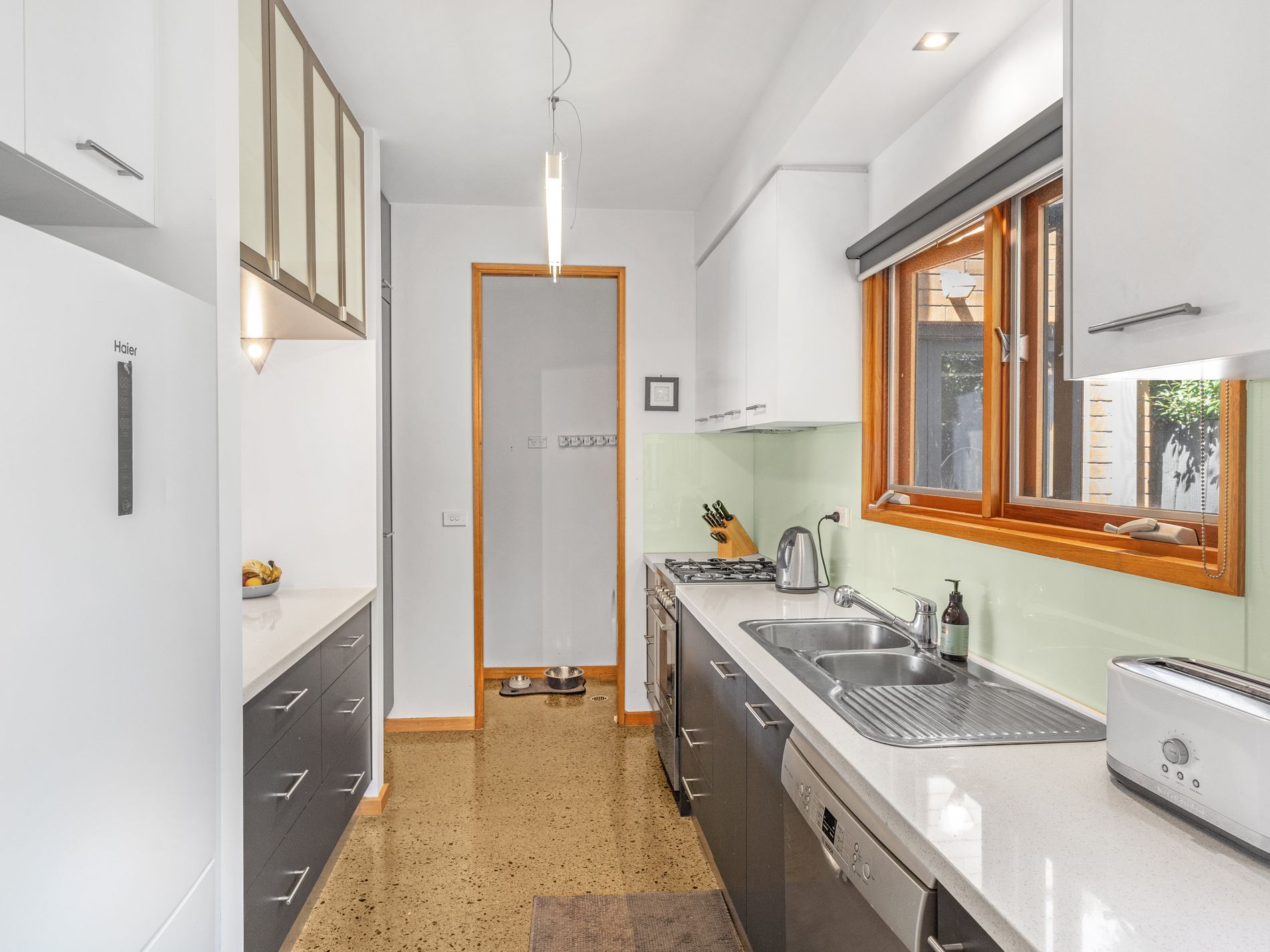 1A Nancy Court, Williamstown
