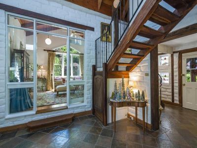 30 Governors Drive, Mount Macedon