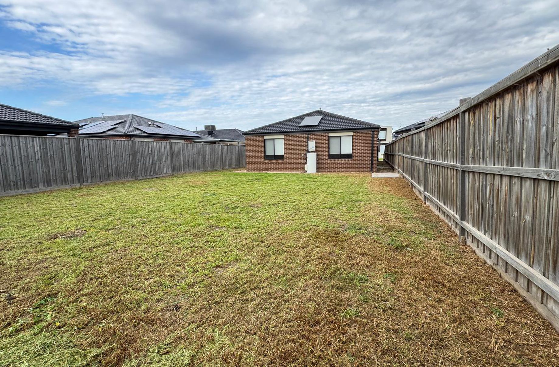 14 Yard St, Mambourin