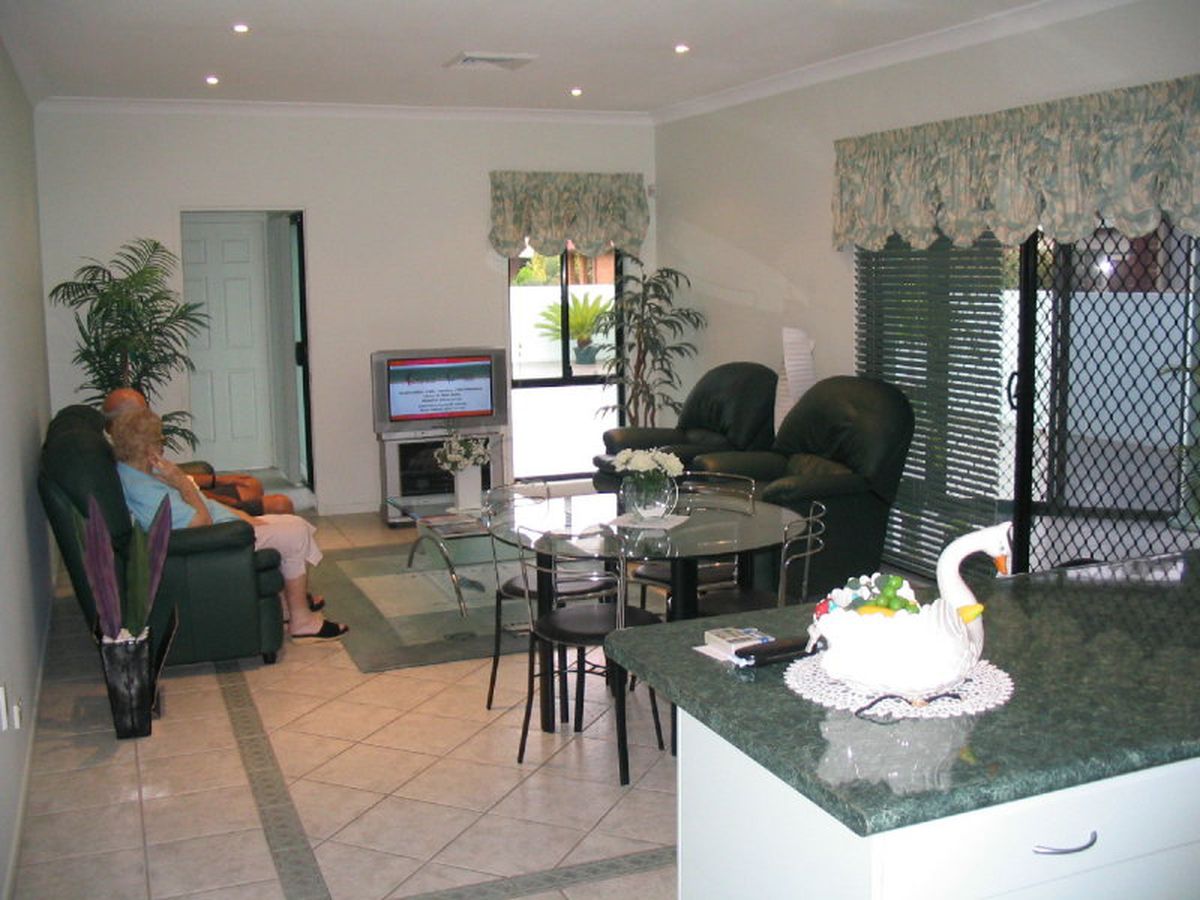 Lemon Tree Passage, Lemon Tree Passage - Thumbnail 3