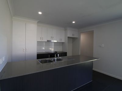 1 / 12 Oakleigh Street, Brassall