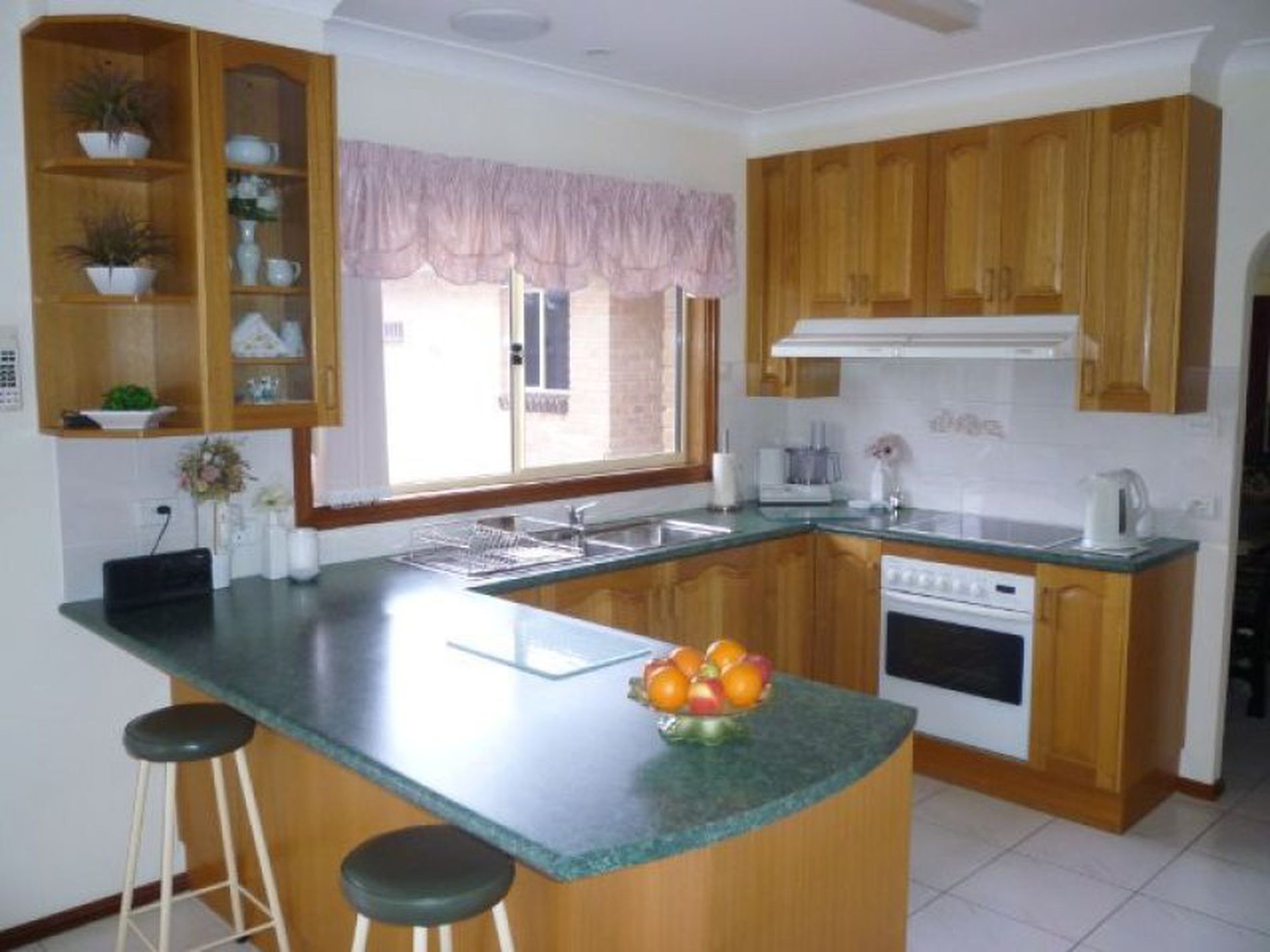 33 Leo Drive, Narrawallee