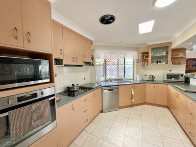 18 Orchid Avenue, Urangan