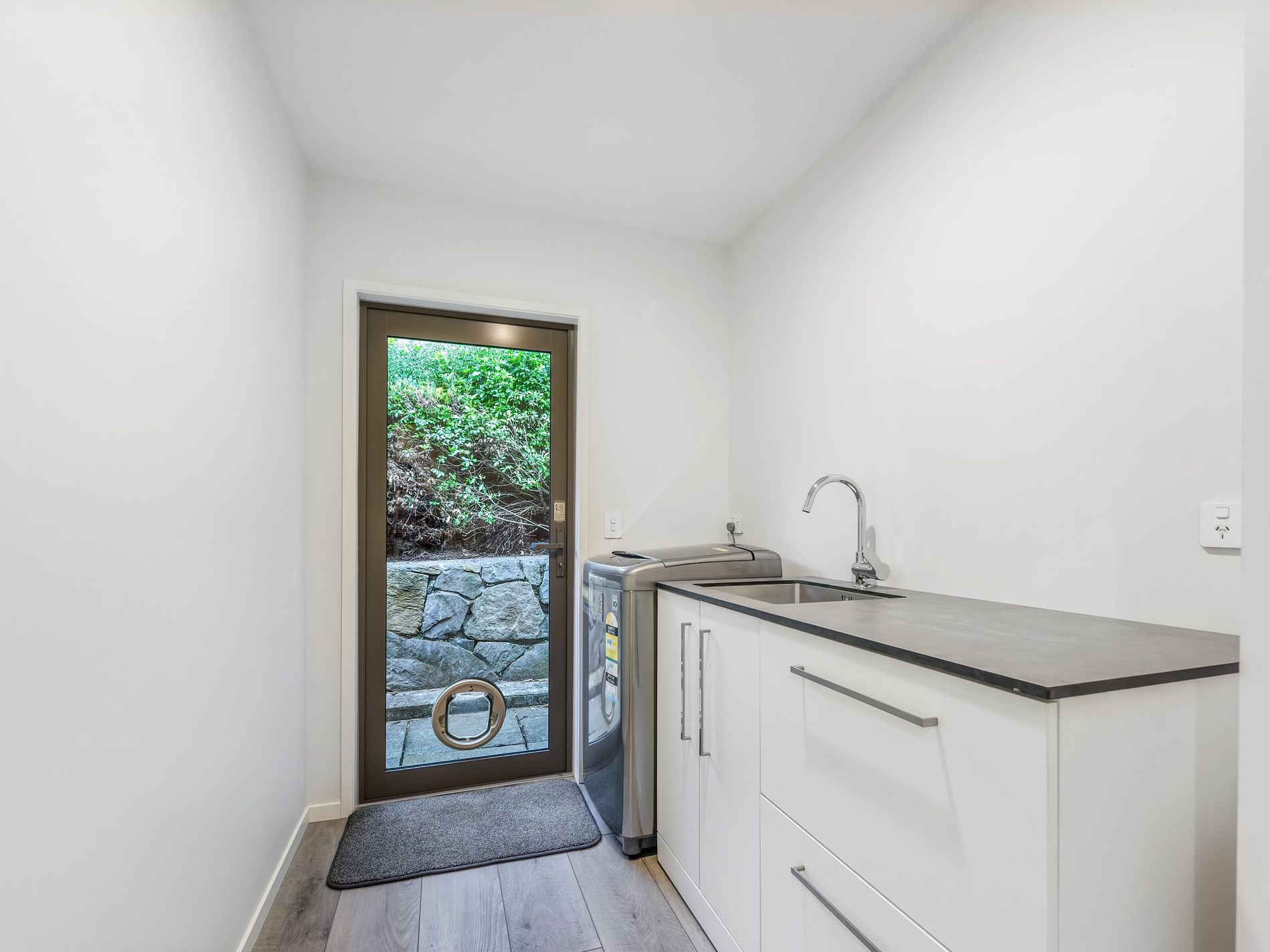 127 Mount Heslington Road, Brightwater KC&CO. Real Estate