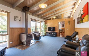 23 Downey Road, Dewhurst
