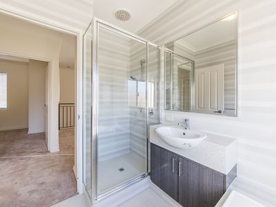 24 Waddell Road, Palmyra