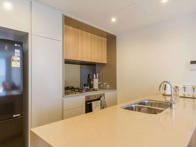 1909 / 6 Ebsworth Street, Zetland