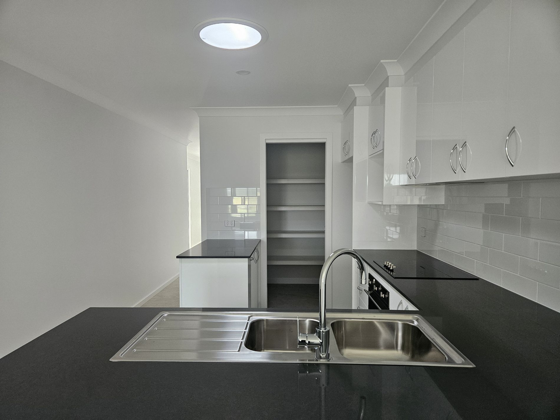 2 / 2230 Nelson Bay Road, Williamtown