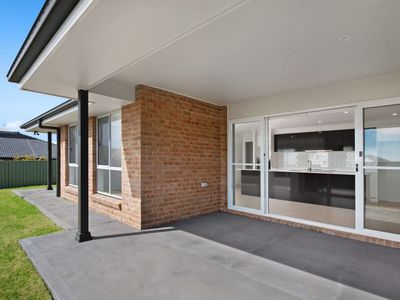 75 Brushbox Drive, Ulladulla