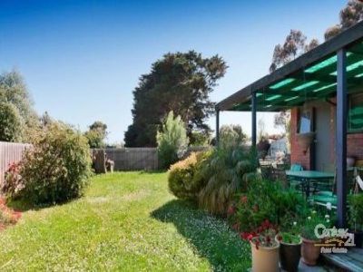 2 Yarrow Court, Berwick