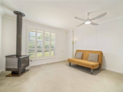 6 Tindara Avenue, Ocean Shores