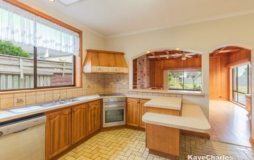 34 Sweeney Drive, Narre Warren