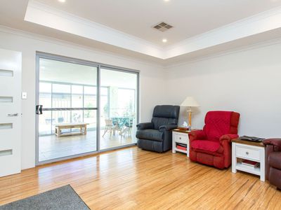 5 Tobar Road, Dalyellup