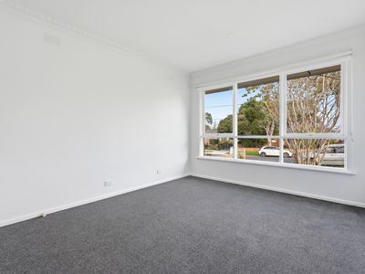 25 Hampshire Road, Glen Waverley