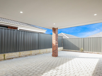 21 Chucklebud Street, Banksia Grove