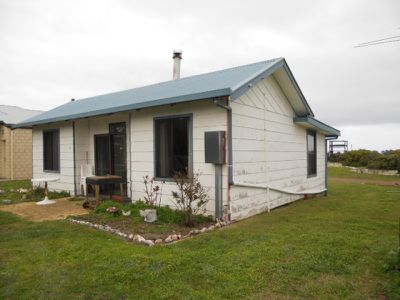 25 Cape Douglas Road, Cape Douglas