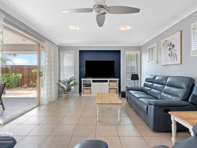 44 Baphal Crescent, Narangba