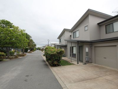 2 / 40 Gledson Street, North Booval