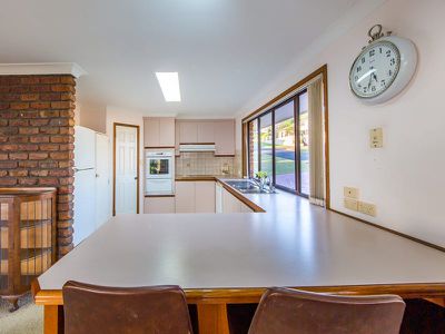32 Adermann Drive, Kingaroy