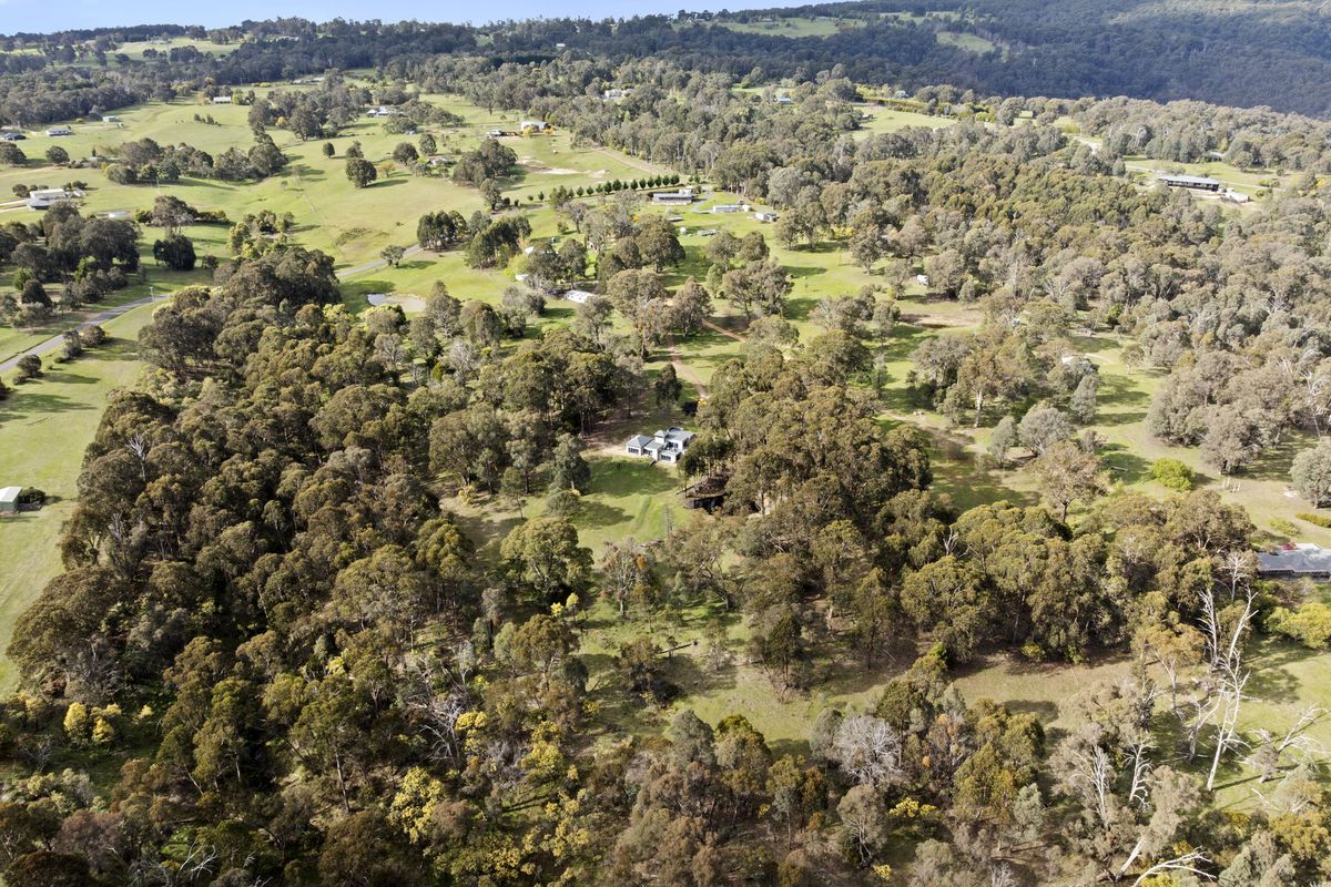 22 Hill Top Lane, Barwite