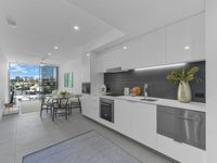 606 / 10 Trinity Street, Fortitude Valley