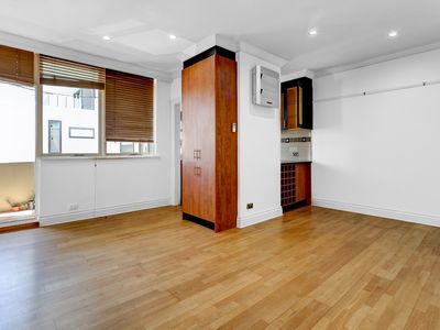 11 / 54 Napier Street, Footscray