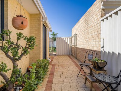 19 Estcourt Road, Redcliffe