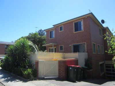 4 / 26 New Orleans Crescent, Maroubra