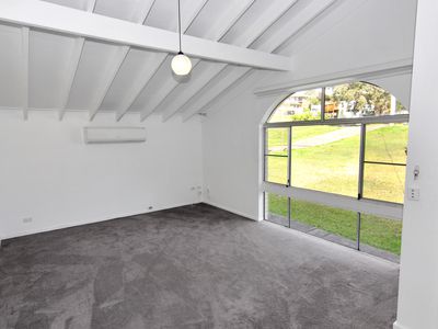 33 Strand Street, Forster