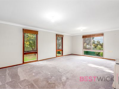 12 Hawkins Street, West Bathurst