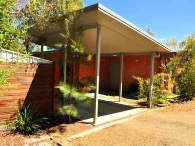 UNIT / 8 Smith Street, Cygnet