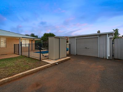 2 Montgomery Lane, Hannans