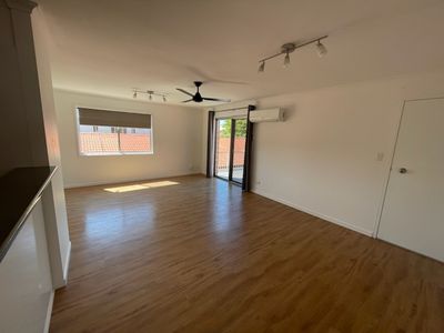 13 / 16 Madang Crescent, Runaway Bay