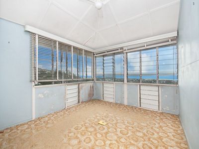 352 Stanley Street, North Ward